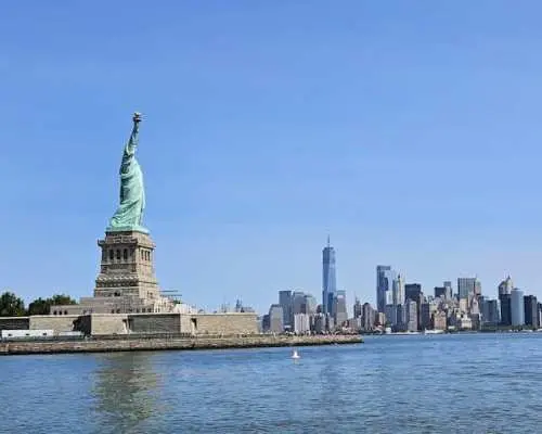 Statue of Liberty express ferry ticket and optional guided tour