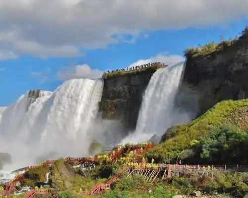 Niagara Falls guided tour with helicopter ride