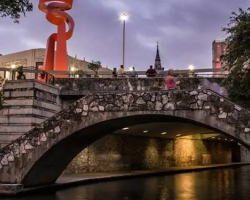 Scenic San Antonio guided night tour