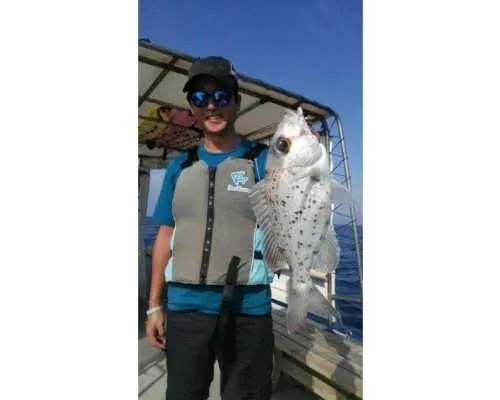 【沖縄・小浜島】レジャーフィッシング（船釣り）※気軽にご参加できます！