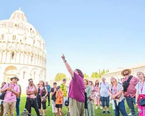 Pisa and Lucca tour with Buccellato tasting