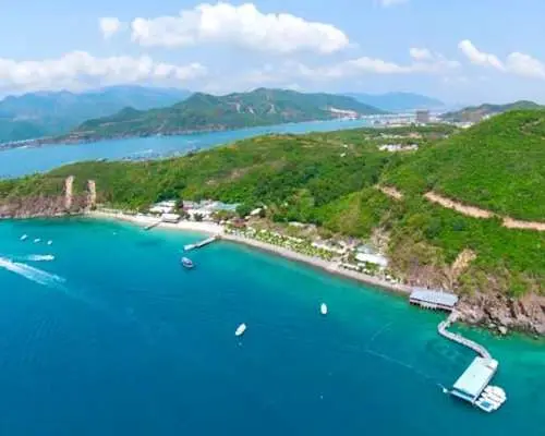 Nha Trang island hopping and parasailing tour