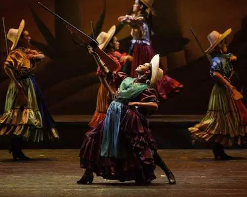 Folkloric ballet of Mexico skip-the-line VIP tickets with transportation