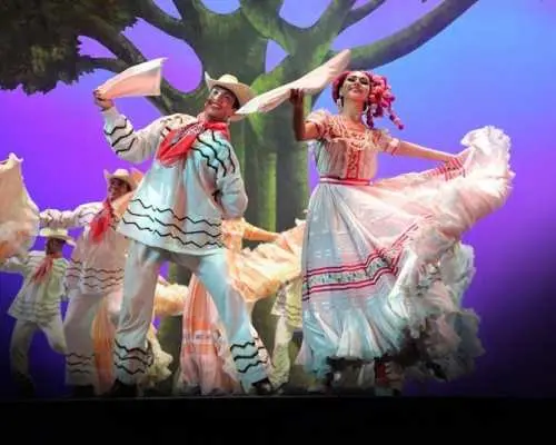 Folkloric ballet of Mexico skip-the-line VIP tickets with transportation