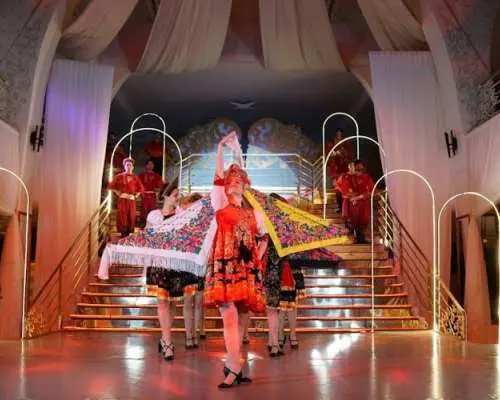 舍赫拉扎德晚餐秀