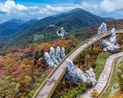 ケーブルカーとクラフトビール醸造所見学、ランチ付きのバーナーヒルズツアー