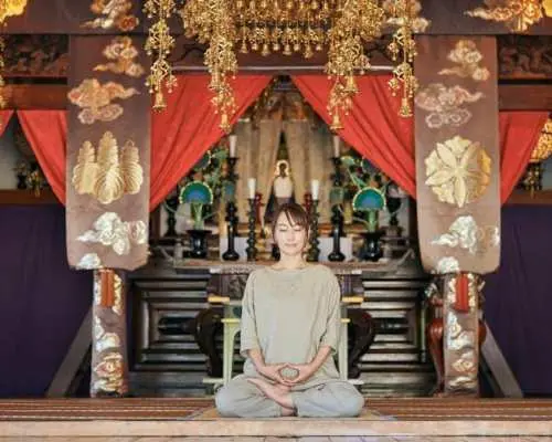 Zen retreat plans at Koun-in Temple in Tokyo