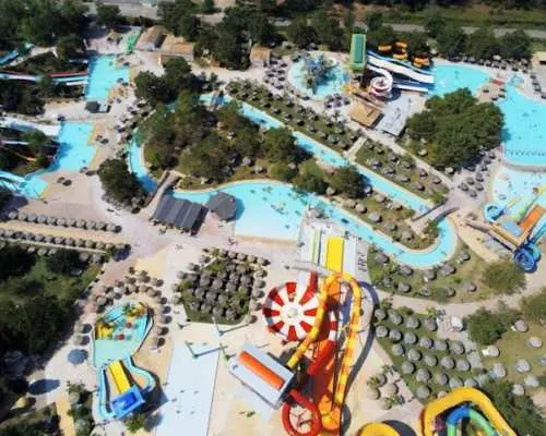 Aqualand kèm dịch vụ đưa đón