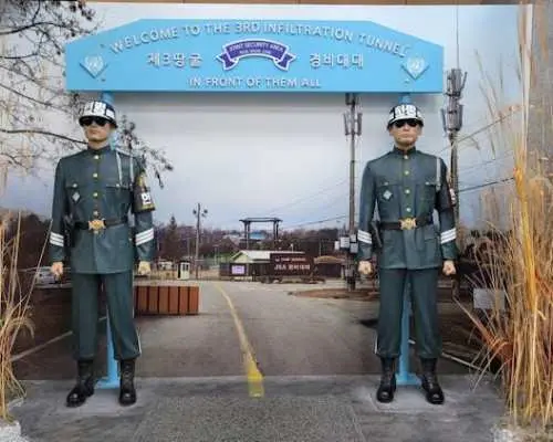 DMZ and Mt. Gamaksan Red Suspension Bridge Tour from Seoul