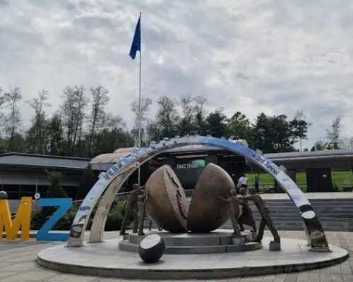 DMZ and Mt. Gamaksan Red Suspension Bridge Tour from Seoul