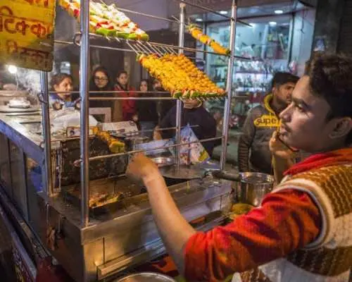 德里美食之旅，品嚐當地特色佳餚