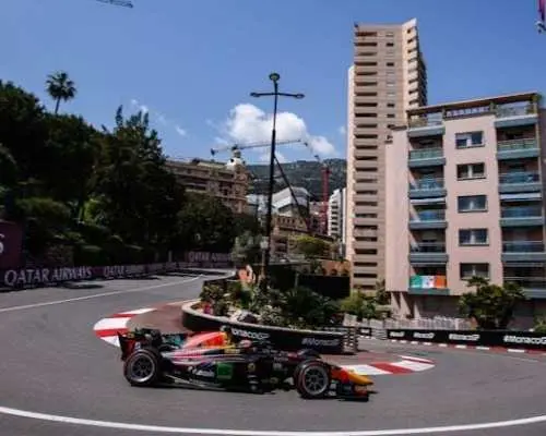 Guided private walking tour to Monaco and Monte-Carlo