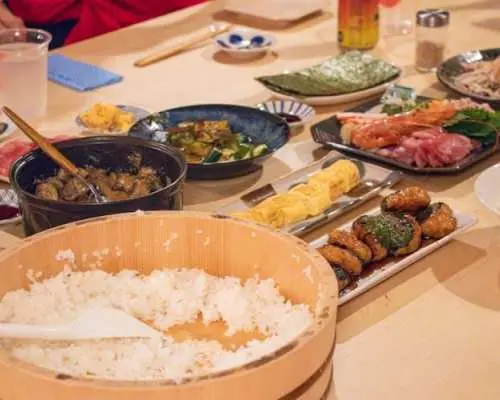 Izakaya Style Home Cooking Experience and Sake Pairing in Tokyo