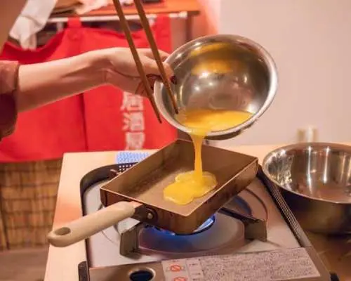 Izakaya Style Home Cooking Experience and Sake Pairing in Tokyo