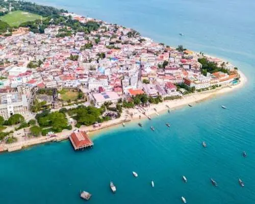 Zanzibar历史悠久的石头城和弗雷迪·默丘里博物馆私人之旅