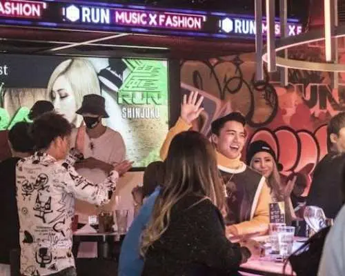 VIP Plan at Music Fashion Bar RUN in Tokyo