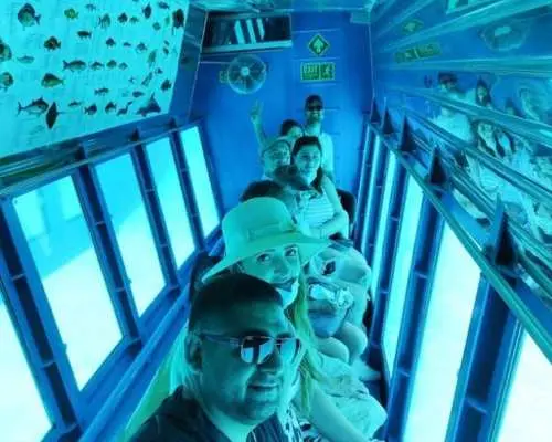 半潛水艇之旅
