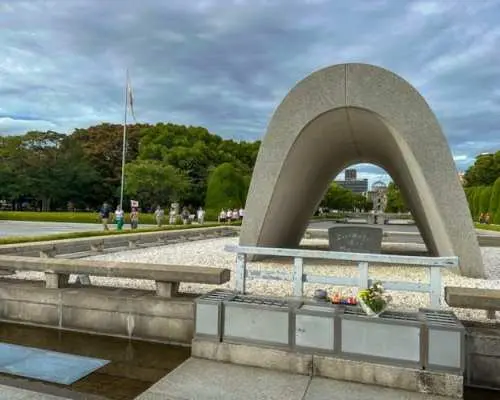 Day trip to Hiroshima and Miyajima by bullet train from Osaka