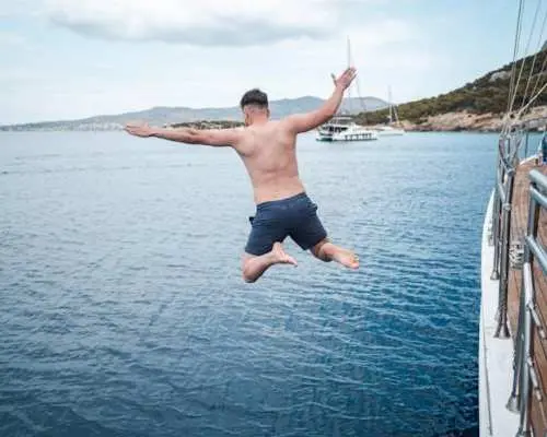 3-Island day cruise experience Agistri, Moni, and Aegina