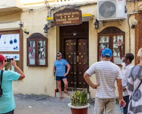 Zanzibar历史名城石头城和监狱岛私人之旅