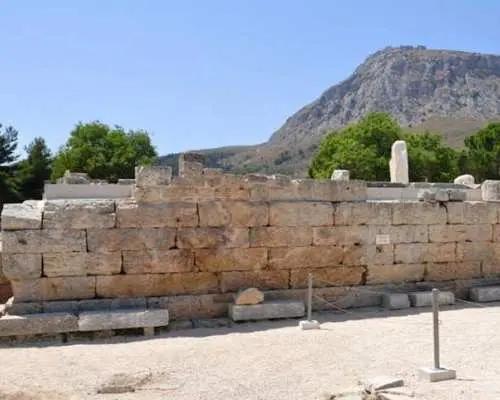 Ancient Corinth Self-Guided Audiovisual Tour with 3D Models