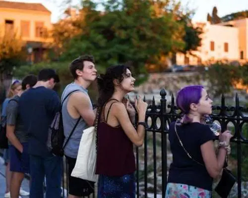 City highlights evening group tour with meze dinner in Athens