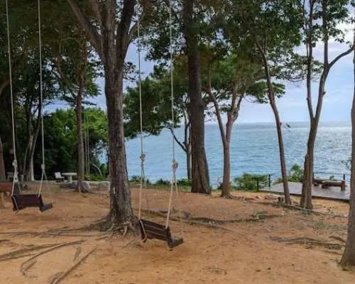Self-Guided Day Tour to Koh Samet Island from Bangkok