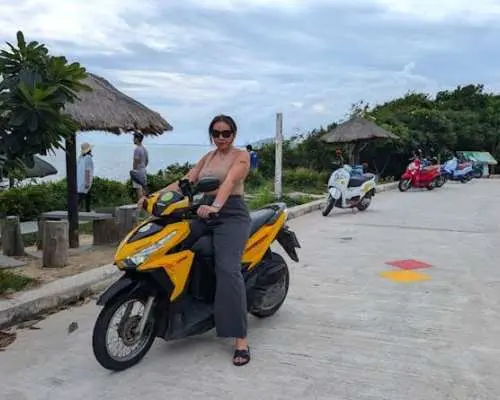 Self-Guided Day Tour to Koh Samet Island from Bangkok