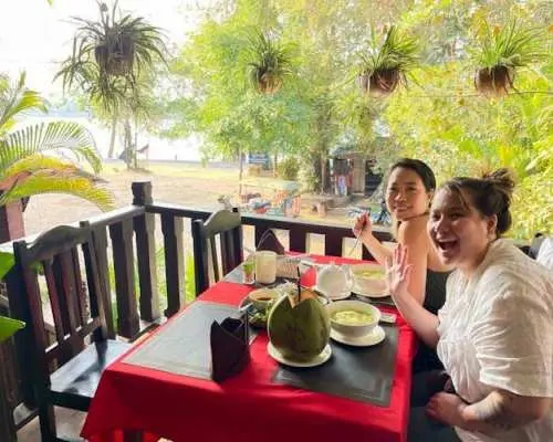 Sunrise Guided tour of Angkor Wat Temple with Breakfast