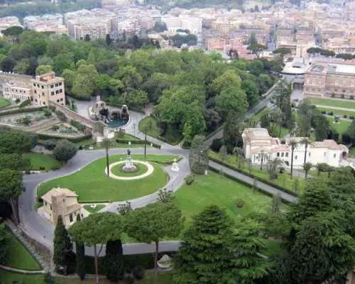 Vatican Gardens open bus tour, Vatican Museums and Sistine Chapel