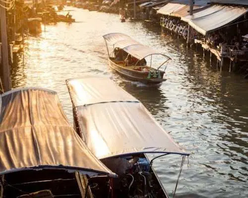 Amphawa Floating Market and Maeklong Railway Market tour