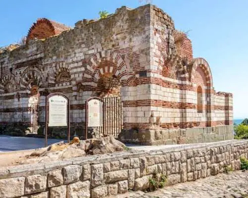 Nessebar Tour and Folk Evening
