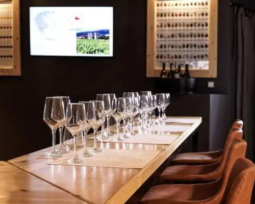 Greek white wine tasting beneath the Acropolis