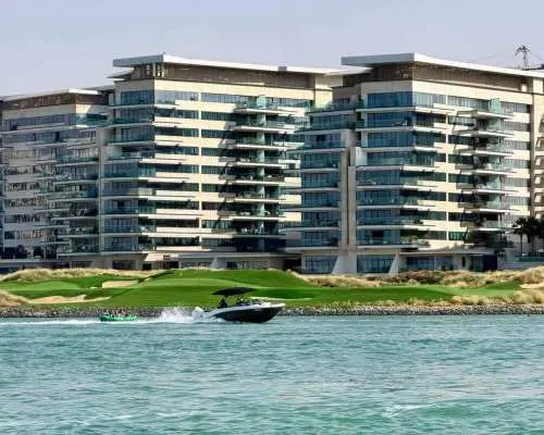 Abu Dhabi: Yas Island Wakeboard & Tubing｜United Arab Emirates