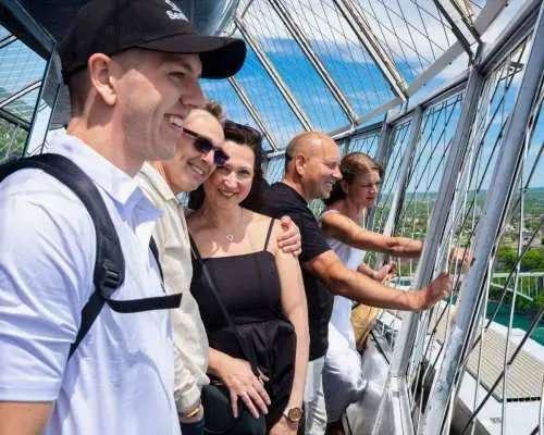 Niagara Falls: Helicopter Ride, City Cruise & Skylon Tower｜Canada