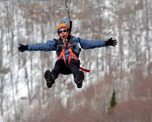 Mont-Catherine: Ziplines & Hike near Mont-Tremblant｜Canada