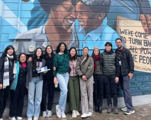 Oakland: Black-Owned Eateries Walking Tour with Food｜United States