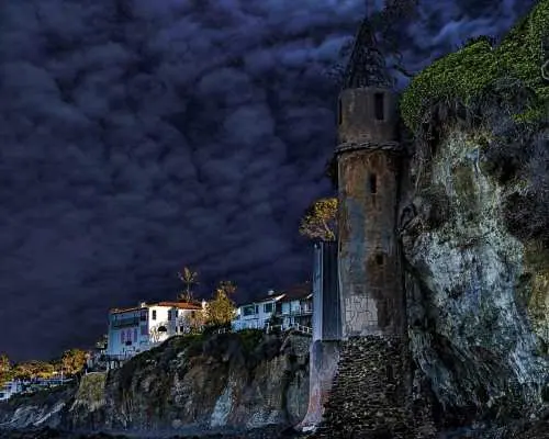 Laguna Lanterns & Laments Ghost Tour｜United States