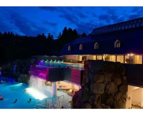 [Starry Sky Pool ~NIGHT TIME~] Niigata Prefecture's only outdoor night pool