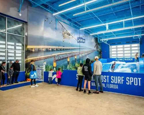 Marathon: FlowRider Surfing Experience｜United States