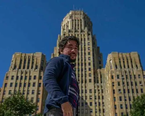 バッファローのダウンタウンの建物を巡るプライベートウォーキングツアー｜アメリカ合衆国