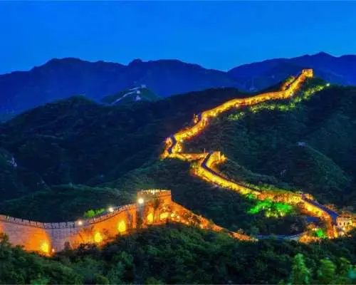 北京 | 八达岭长城 | 夜游专线巴士+门票 | 打卡璀璨灯光秀