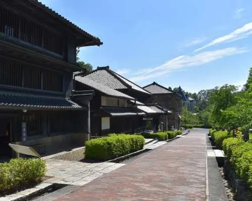 Private charter car Tour from Nagoya | National Treasure Inuyama Castle + Castle Town Stroll & Meiji Village Museum Historical and Cultural Itinerary