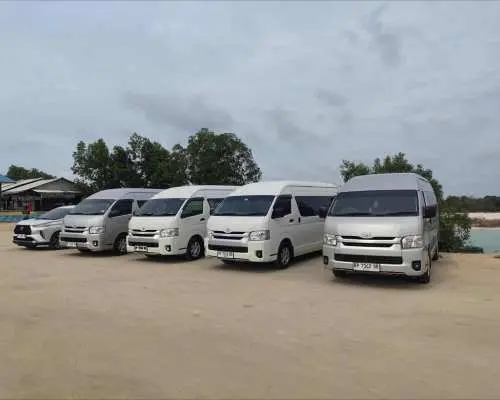 民丹岛私人包车服务，配备英语司机 | 7人座或15人座面包车