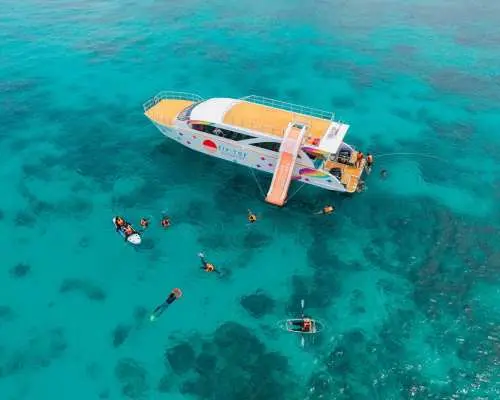 Phuket: Phi Phi, Maya Bay, Khai & Maiton Island Tour by Premium Catamaran