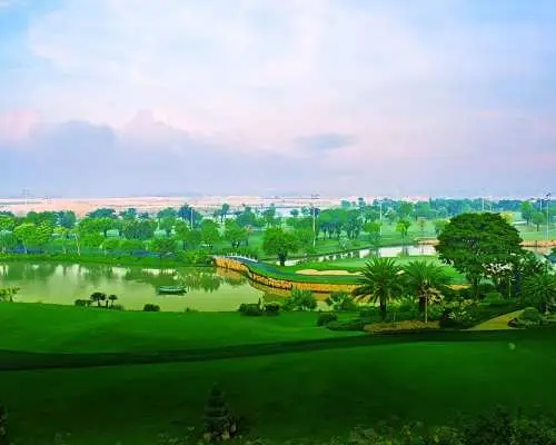 隆城 | 高爾夫之旅，隆城高爾夫球場及全天行程（含午餐）| 從胡志明市出發