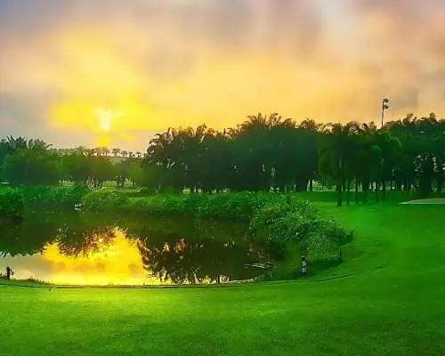 隆城 | 高爾夫之旅，隆城高爾夫球場及全天行程（含午餐）| 從胡志明市出發