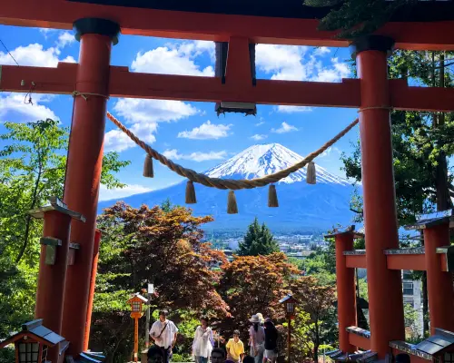 Mt. Fuji & Kawaguchiko Day Tour from Tokyo: Mt. Fuji 5th Station, Mt. Fuji Ropeway/Kawaguchiko Pleasure Boat, Oshino Hakkai & Sengen Park (Guaranteed Departure with 1 Participant)