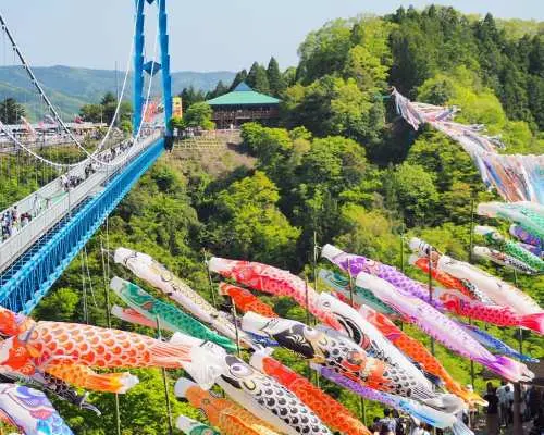 일본 이바라키현: 후쿠로다 폭포 + 류진 현수교 + 오쿠쿠지 음식 투어 | 입장료 및 식사 포함 | 도쿄 출발
