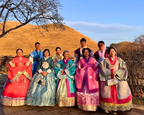 [Busan Departure] Gyeongju Complete Guide: 12-Hour Ultimate Itinerary | Bulguksa Temple, Cheomseongdae Observatory, Hwangridan-ro, Donggung Palace and Wolji Pond's Dreamy Night View